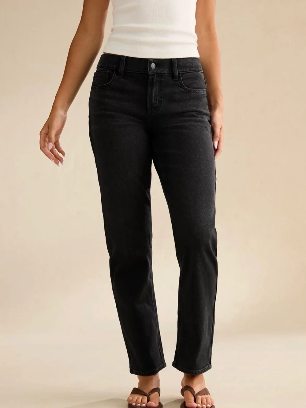 American Eagle Outfitters Black Straight-Leg Jeans high-rise stretch Long